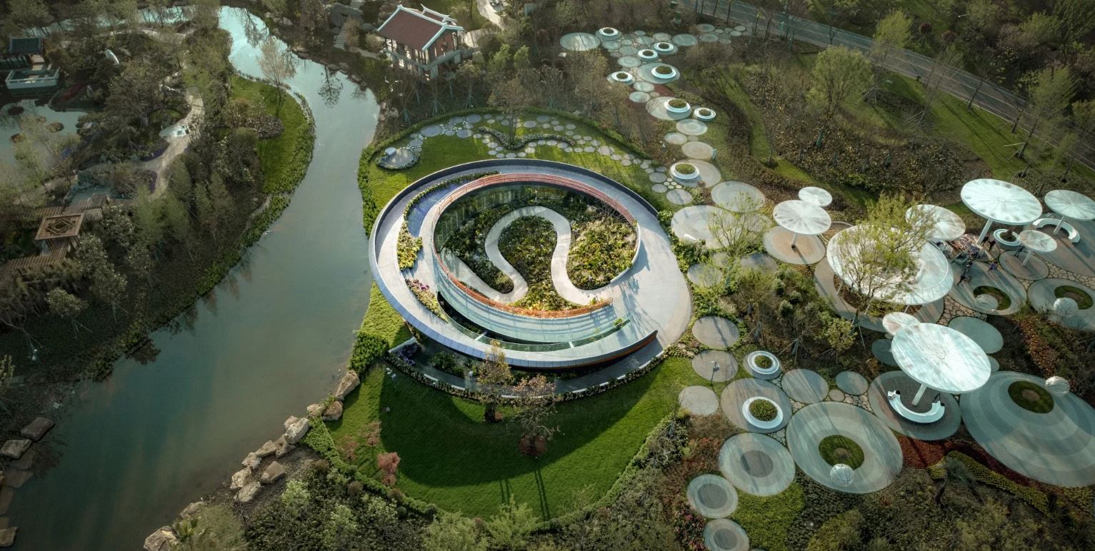 Babylon Landscape nổi bật với thiết kế cảnh quan sáng tạo và thi công chất lượng cao.