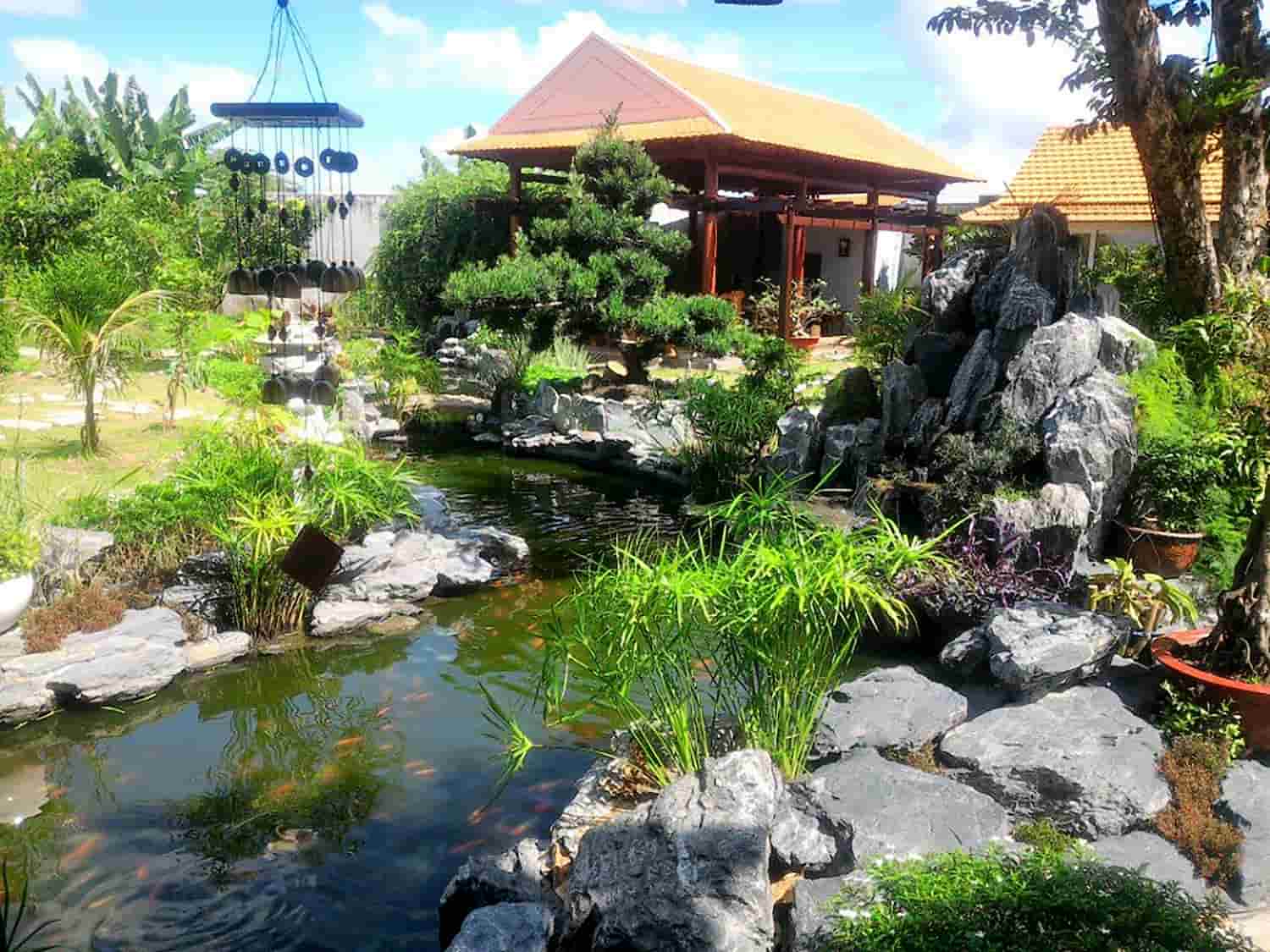 Công ty CP Ngũ Sắc (Trúc Xinh) nổi bật với thiết kế cảnh quan tinh tế, giàu tính nghệ thuật và đậm nét tự nhiên.