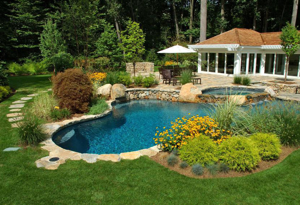 Royal Landscape mang đến giải pháp cảnh quan đẳng cấp, phù hợp cho các dự án biệt thự và khu đô thị cao cấp.