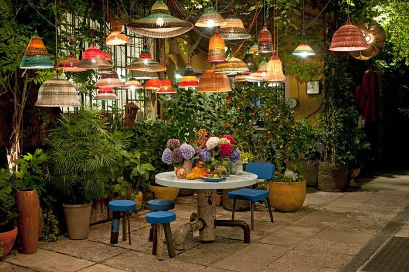 Cafe sân vườn phong cách Bohemian